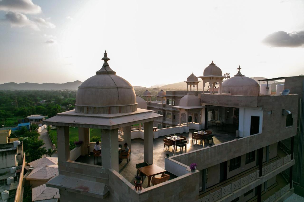 Traavista Aravali Mahal Ξενοδοχείο Ουνταϊπούρ Εξωτερικό φωτογραφία