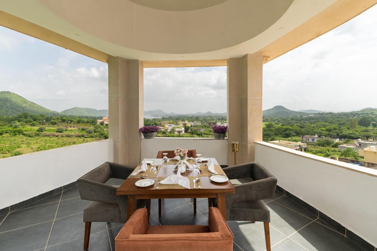 Traavista Aravali Mahal Ξενοδοχείο Ουνταϊπούρ Εξωτερικό φωτογραφία