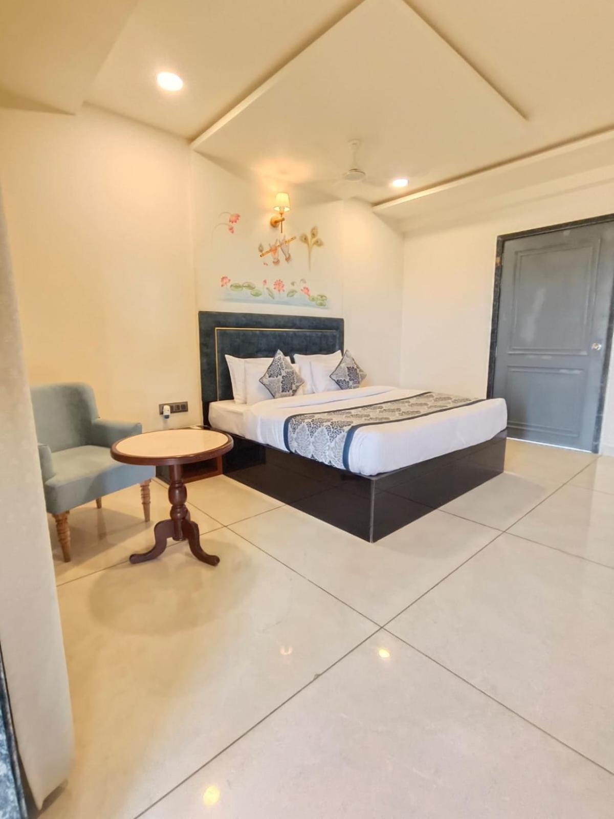 Traavista Aravali Mahal Ξενοδοχείο Ουνταϊπούρ Εξωτερικό φωτογραφία
